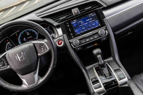 2017 Honda Civic Touring