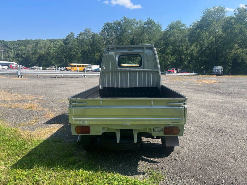 1994 Mitsubishi Truck