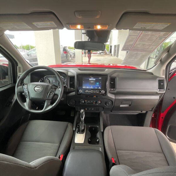 2022 Nissan Frontier S