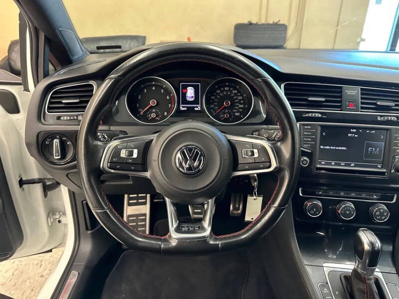 2016 Volkswagen Golf GTI
