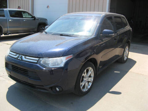 2014 Mitsubishi Outlander SE