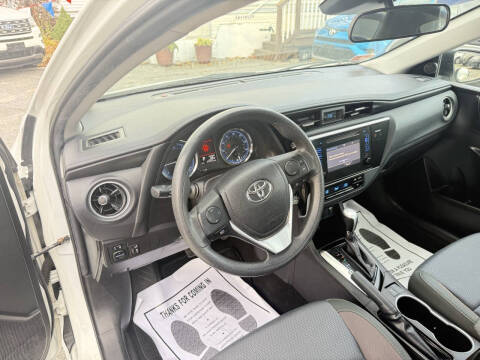 2017 Toyota Corolla LE