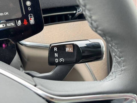 2025 Volvo EX90 Twin Plus 7P