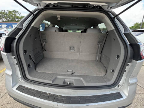 2017 Chevrolet Traverse LS
