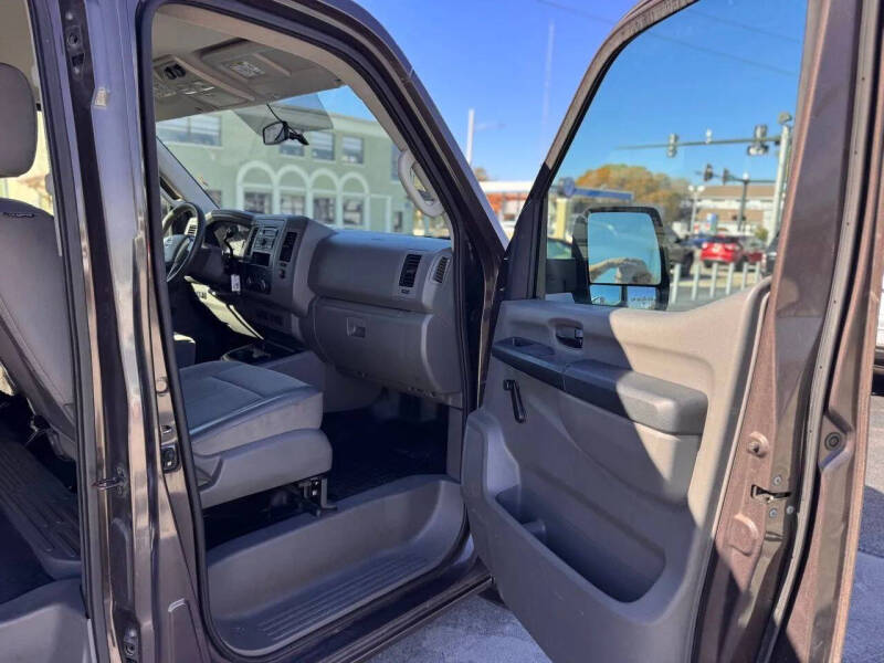 2012 Nissan NV