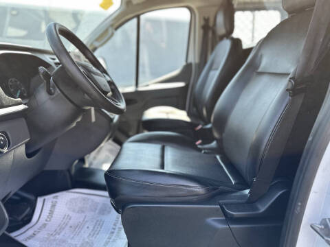 2022 Ford Transit 250