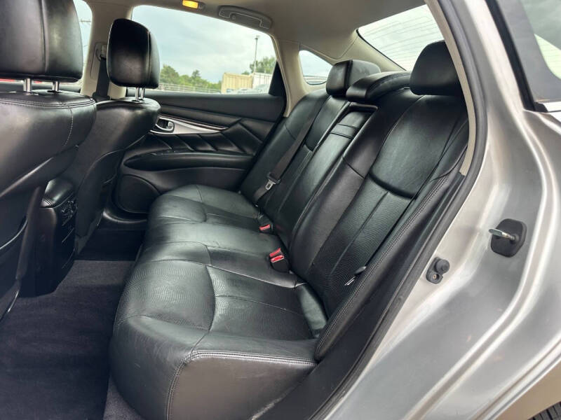 2012 Infiniti M37 x