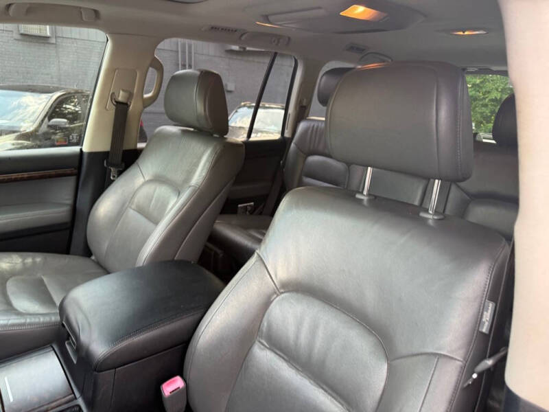 2009 Toyota Land Cruiser