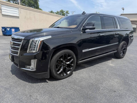 2017 Cadillac Escalade ESV Platinum