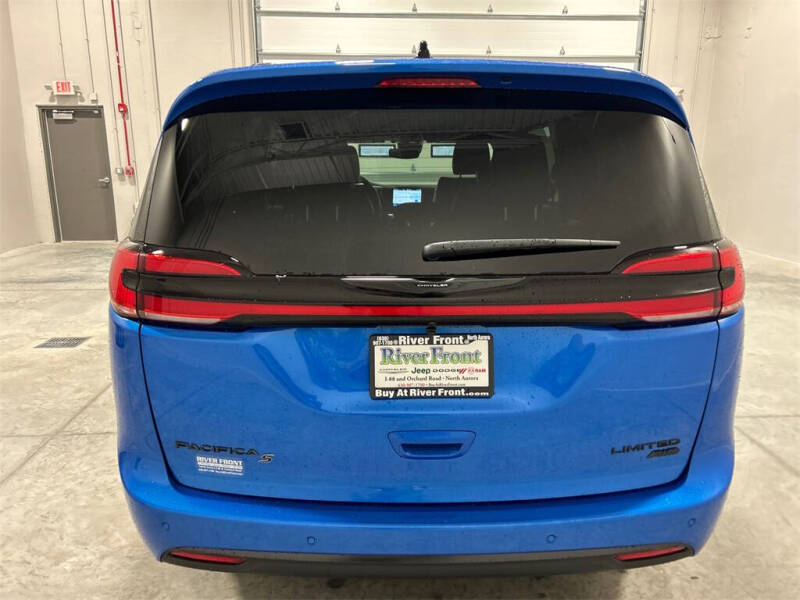 2026 Chrysler Pacifica Limited