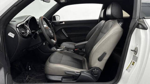 2015 Volkswagen Beetle 1.8T Classic PZEV