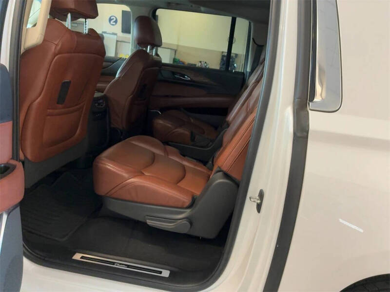 2019 Cadillac Escalade ESV Premium Luxury