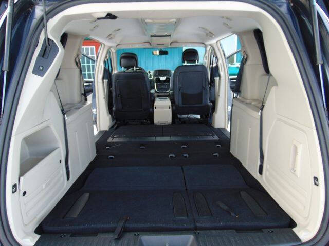 2014 Chrysler Town and Country Touring