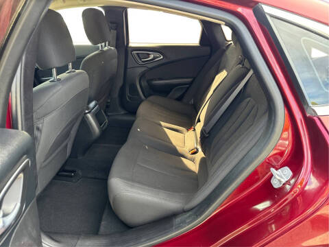 2016 Chrysler 200 Limited