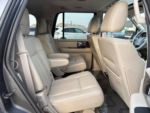 2016 Lincoln Navigator Select