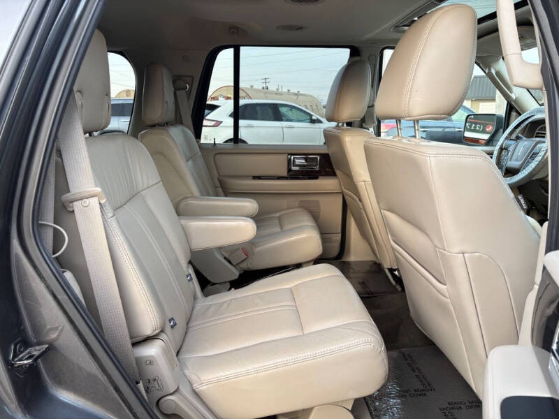 2016 Lincoln Navigator Select