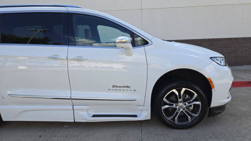 2022 Chrysler Pacifica Pinnacle