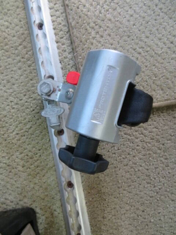 2010 Ford E-Series E-150