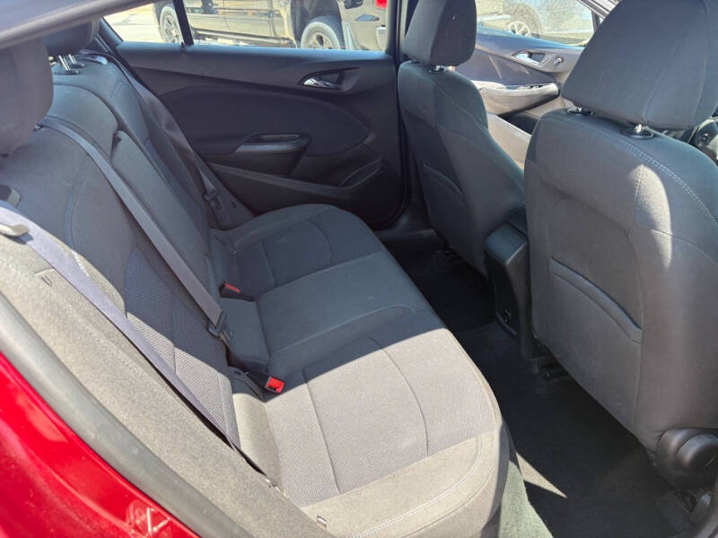 2017 Chevrolet Cruze LT Auto