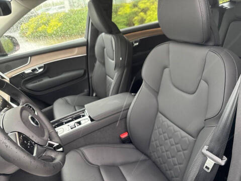 2026 Volvo XC90 B5 Core