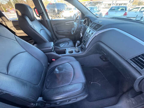 2011 Chevrolet Traverse LT