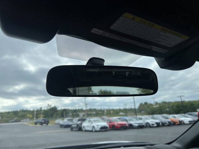 2025 Toyota GR86 Premium