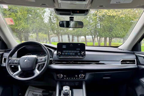 2024 Mitsubishi Outlander