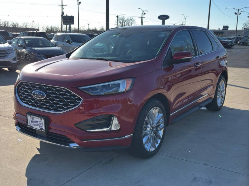 2022 Ford Edge Titanium