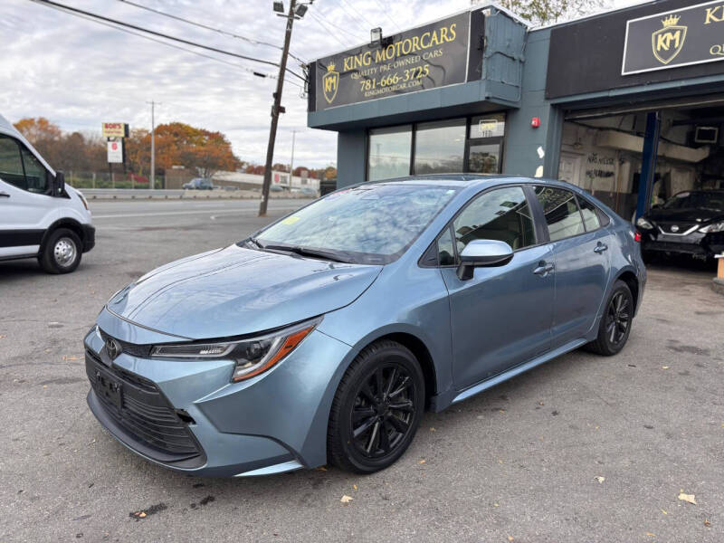 2024 Toyota Corolla LE's photo