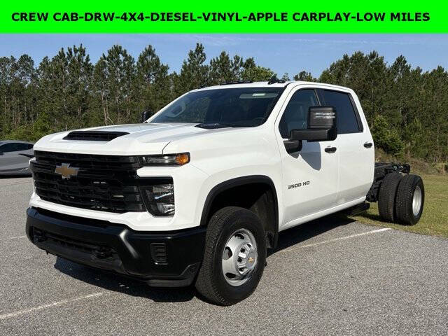 2024 Chevrolet Silverado 3500HD CC Work Truck