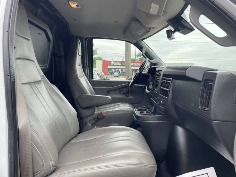 2019 Chevrolet Express 2500