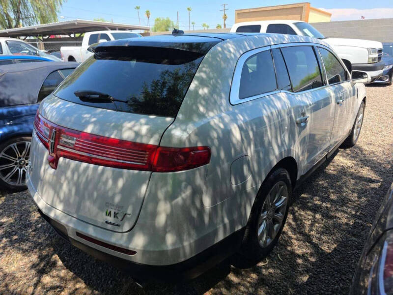 2016 Lincoln MKT EcoBoost