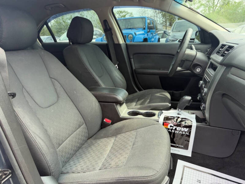 2012 Ford Fusion SE