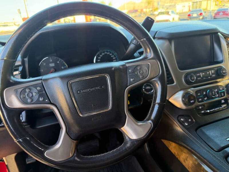 2017 GMC Yukon XL Denali