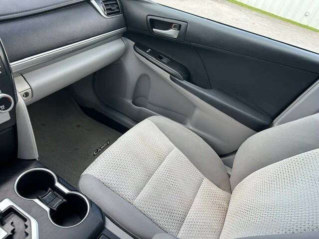 2012 Toyota Camry LE