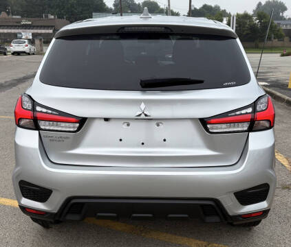 2023 Mitsubishi Outlander Sport SE