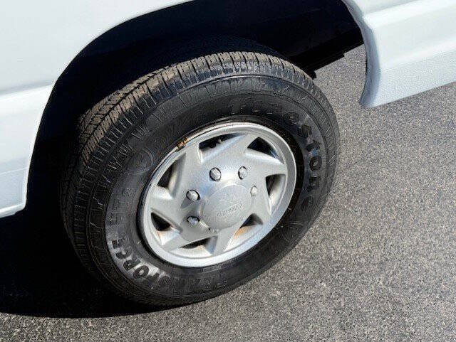 2012 Ford E-Series E-250