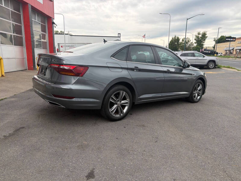 2019 Volkswagen Jetta R-Line