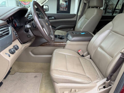 2017 Chevrolet Suburban LT