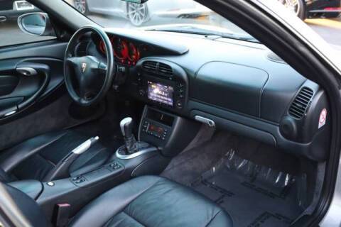 2004 Porsche 911 Carrera 4S