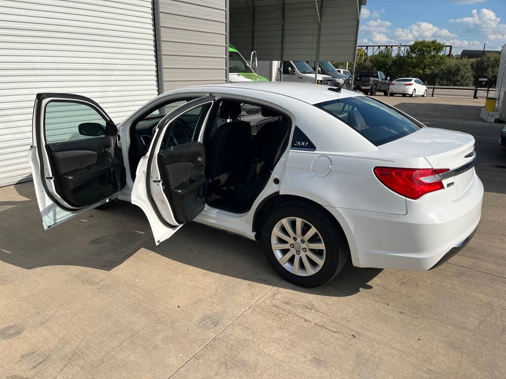 2013 Chrysler 200 for sale at Auto Haus Imports in Grand Prairie, TX