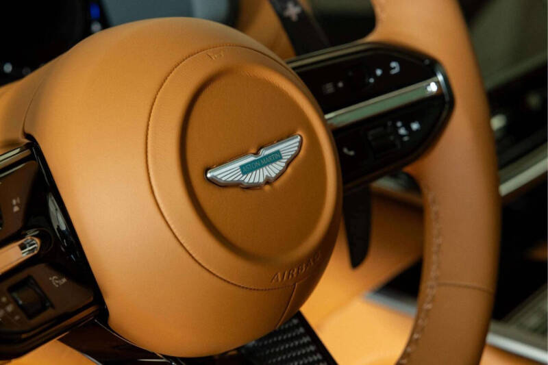 2026 Aston Martin DBX 707