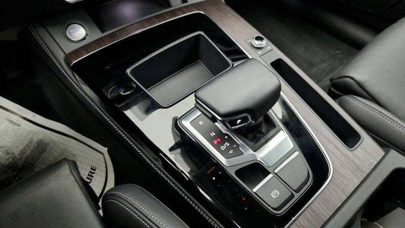 2024 Audi Q5 quattro S line Prestige 45 TFSI