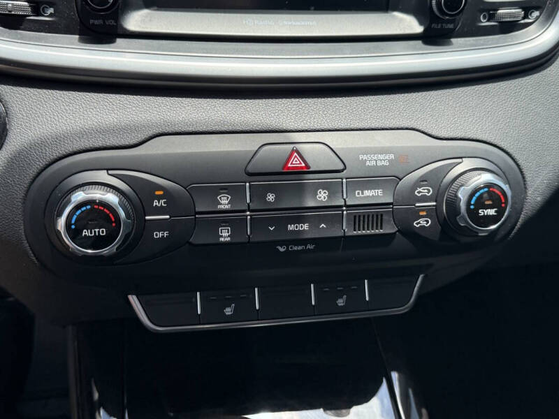 2017 Kia Sorento EX