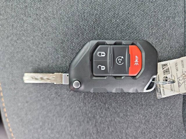 2025 Jeep Gladiator Sport S