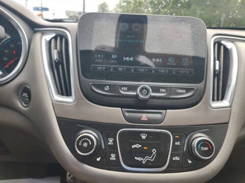 2017 Chevrolet Malibu LT