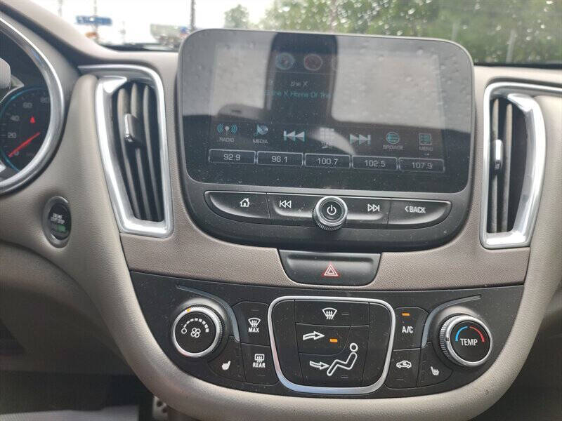 2017 Chevrolet Malibu LT