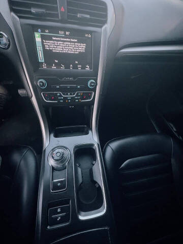 2019 Ford Fusion Hybrid SEL