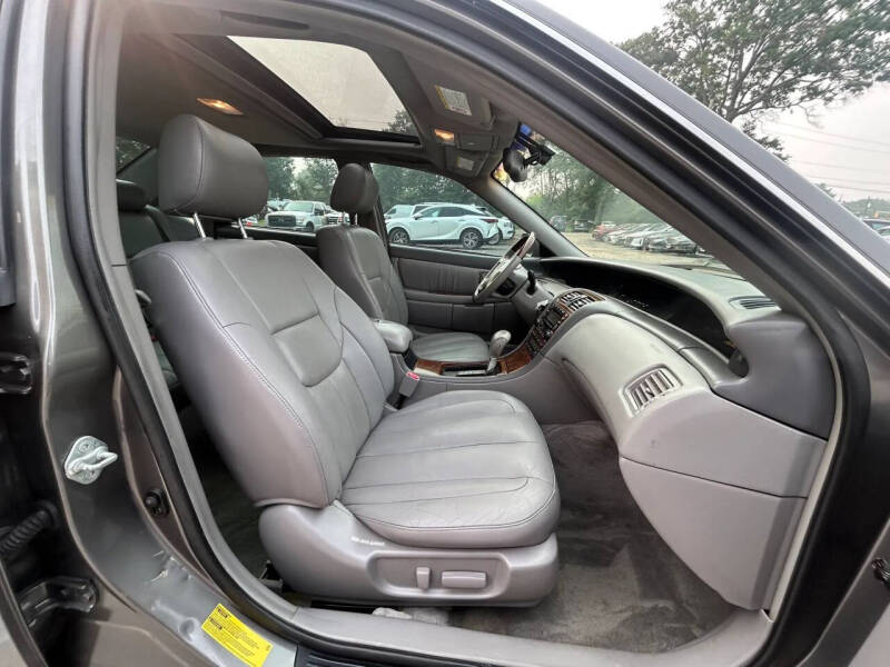 2004 Toyota Avalon