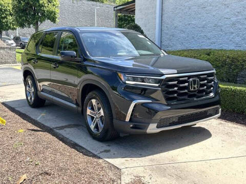 2024 Honda Pilot EX-L w/Rear Captain's Chairs